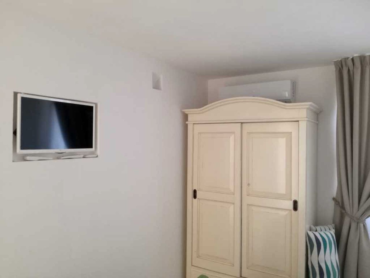 Peaceful Escape to Puglia, Italy, in this Secluded Pet-Friendly Tiny House