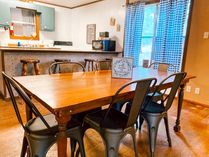 Magnolia Cabin on the Ouachita River, Cabins, Pencil Bluff, United