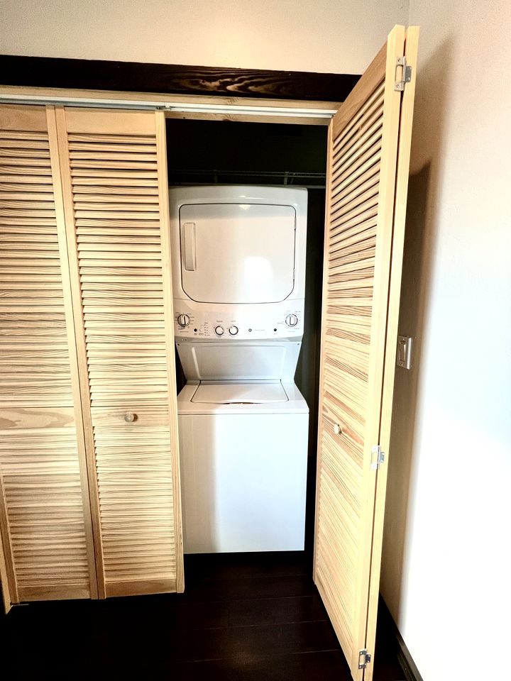 Stunning Pet-Friendly Tower, Nestled in the Mountains in Sandpoint, Idaho
