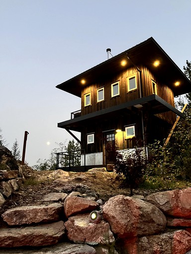 Stunning Pet-Friendly Tower, Nestled in the Mountains in Sandpoint, Idaho