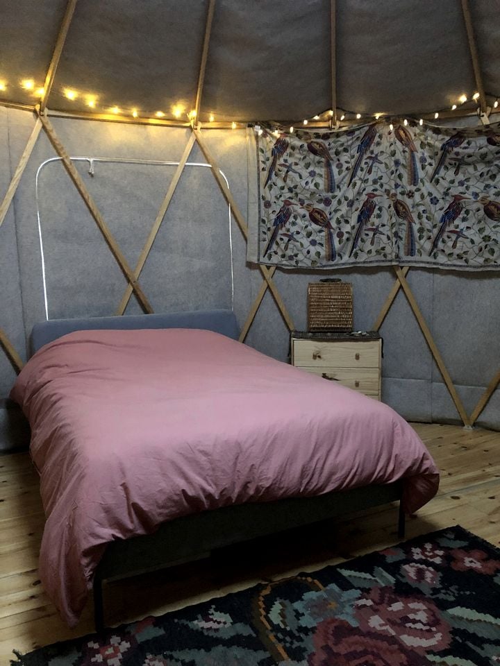 Pet-Friendly Yurt Escape in the Ontario Countryside - Perfect for Romantic Getaways in Tehkummah