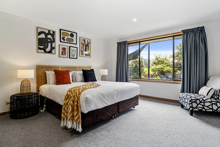 Vacation Rentals (Australia, Adventure Bay, Tasmania)