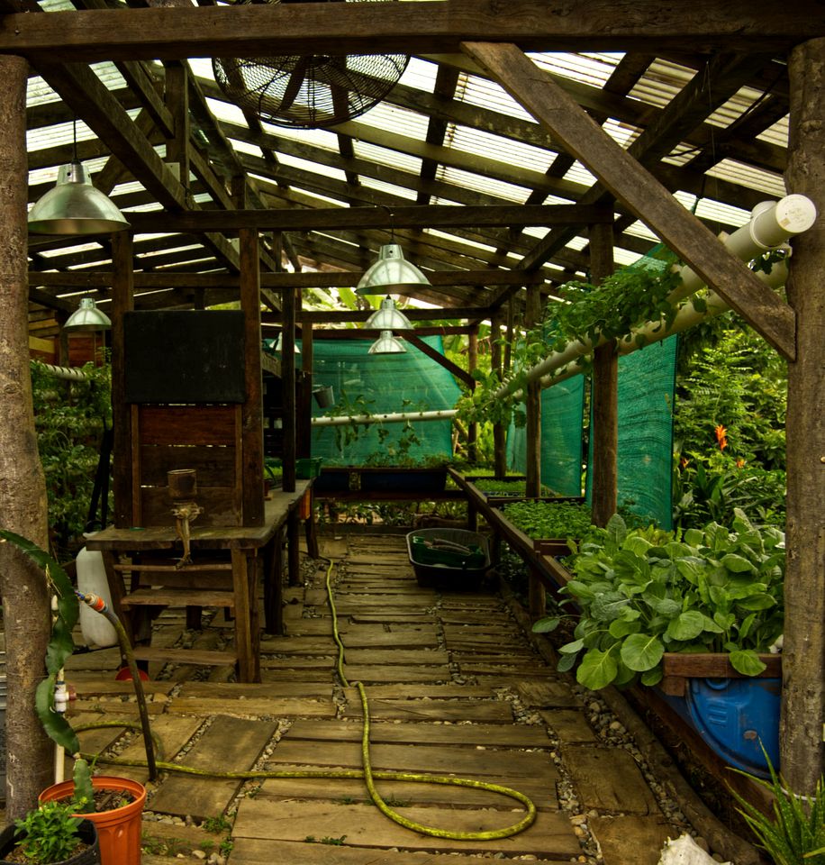 Cute Cabin on Working Farm for Escapes to Solarte Island
