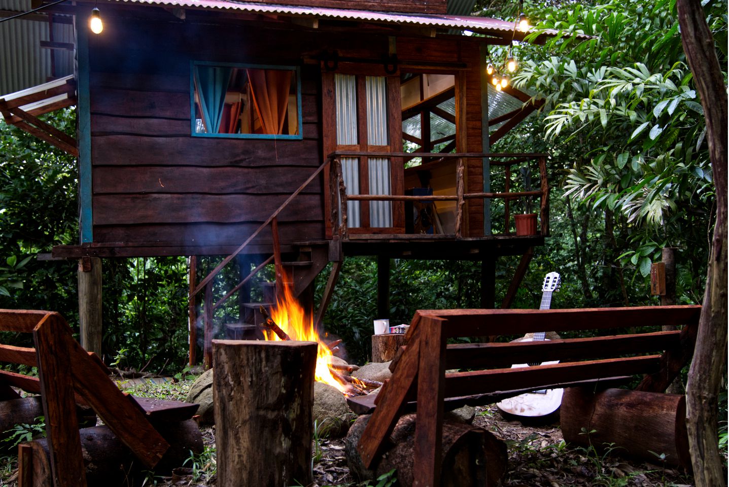 Cute Cabin on Working Farm for Escapes to Solarte Island