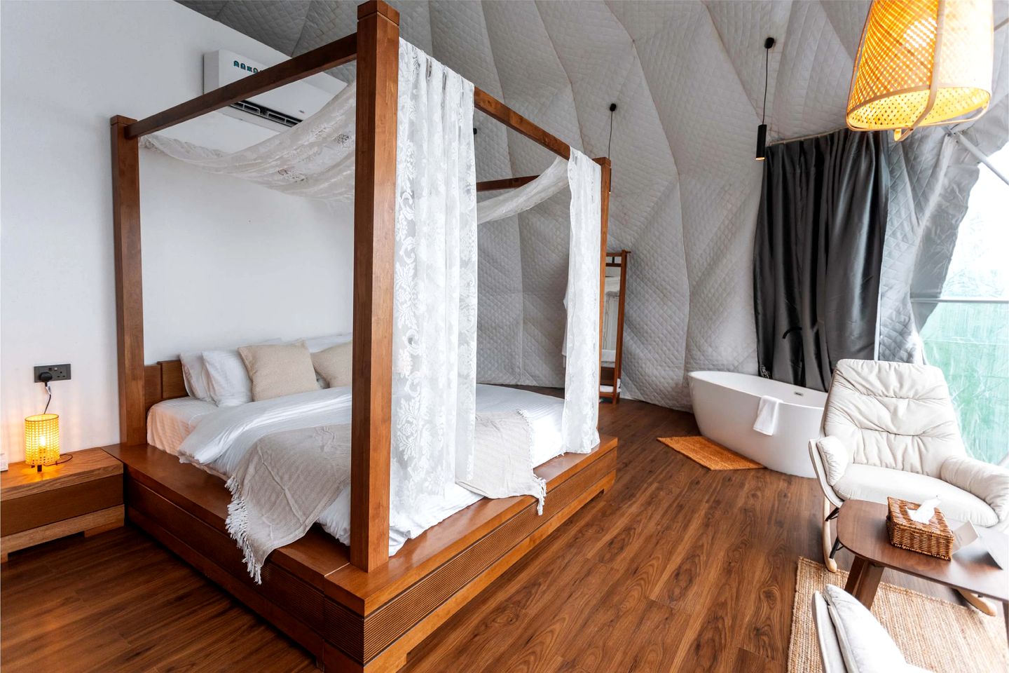 Elegant Chic Domes Fully Equipped with Interior Bath in Oman