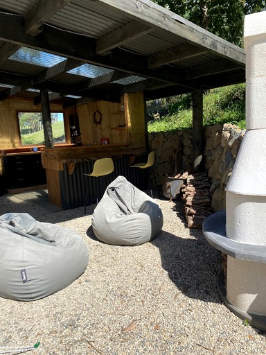 Bell Tents (New Zealand, --, --)