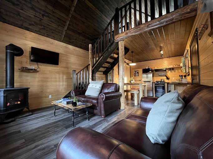 Cabins (Canada, Nordegg, Alberta)