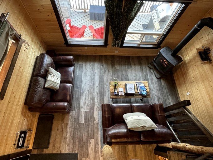 Cabins (Canada, Nordegg, Alberta)