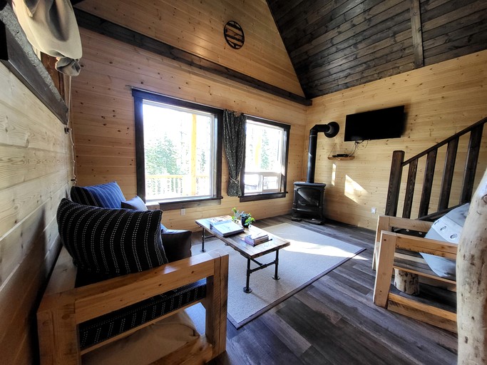 Cabins (Canada, Nordegg, Alberta)