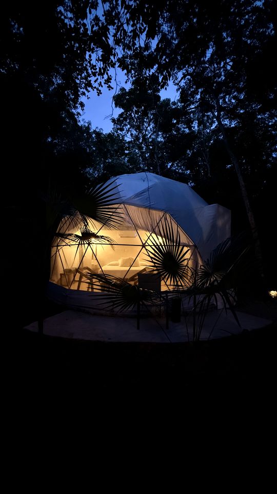 Intimate Chic Domes Ideal for Small Families in Mexico