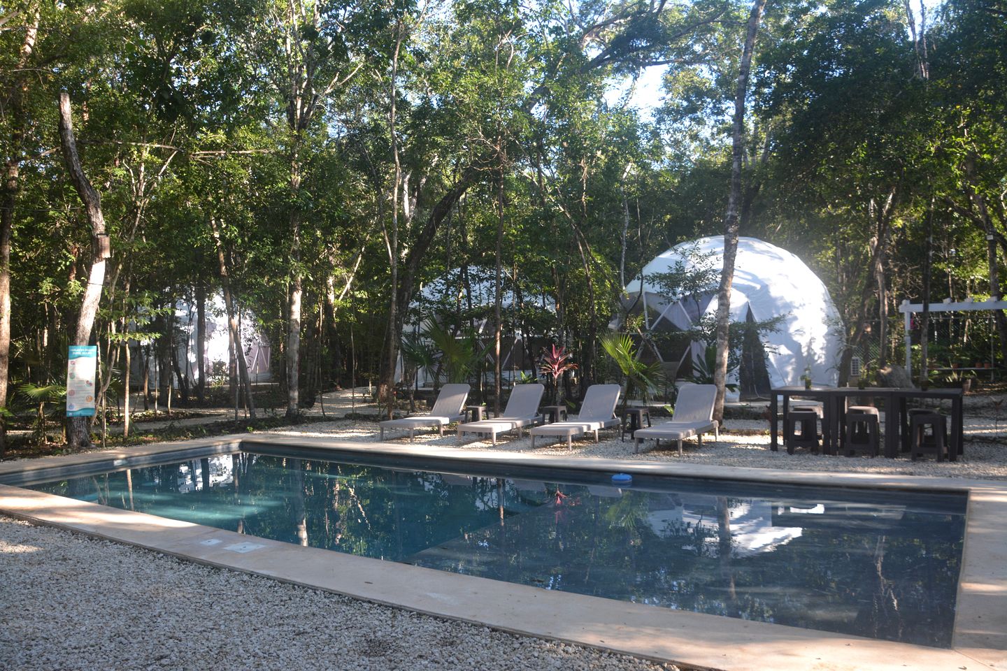 Intimate Chic Domes Ideal for Small Families in Mexico