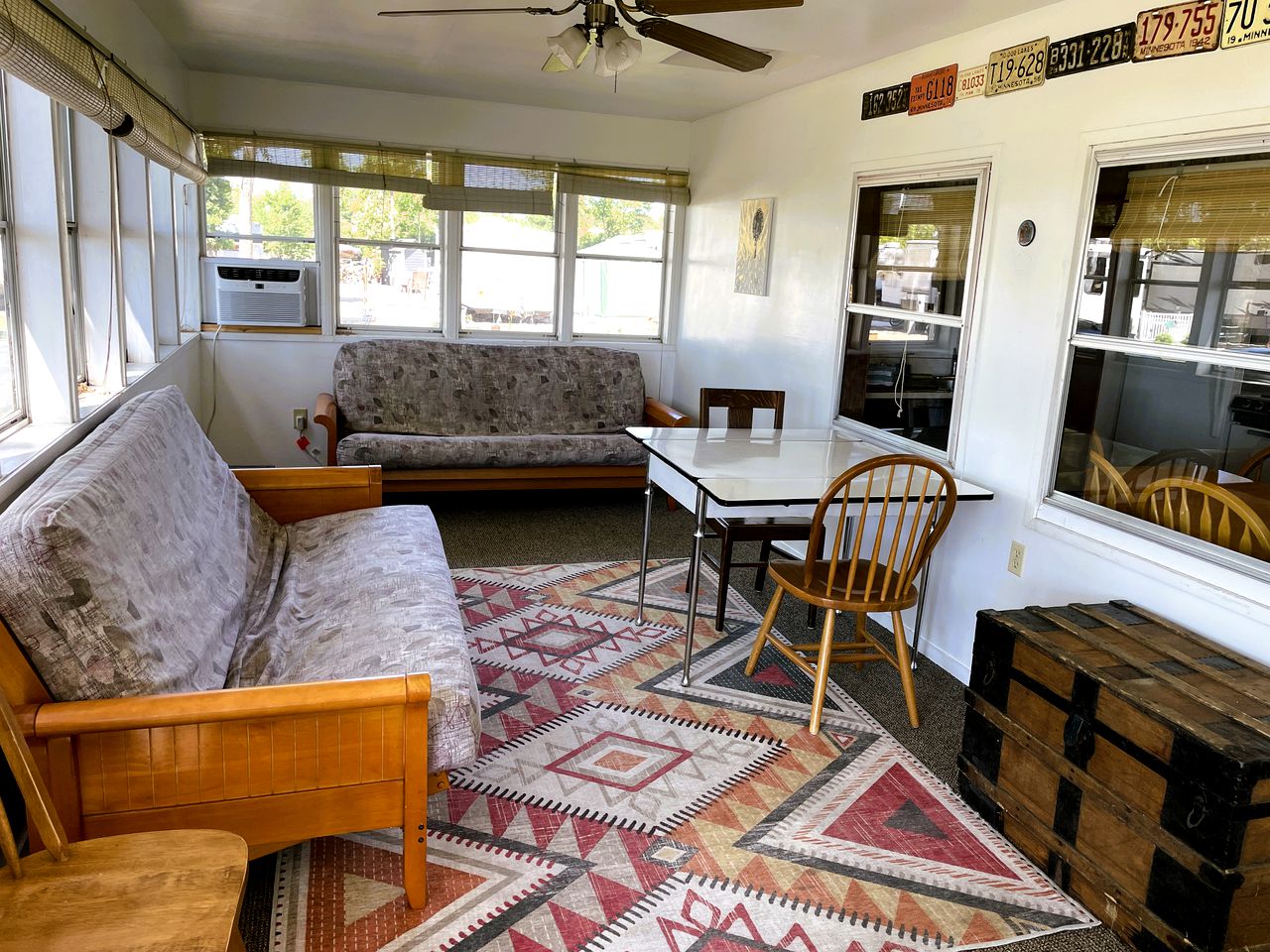 Lakeside Cabin for Dream Family Glamping Vacations in Minnesota