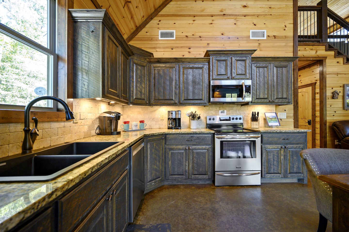 Amazing Tipi Rental with Pond and Fire Pit Access in Broken Bow