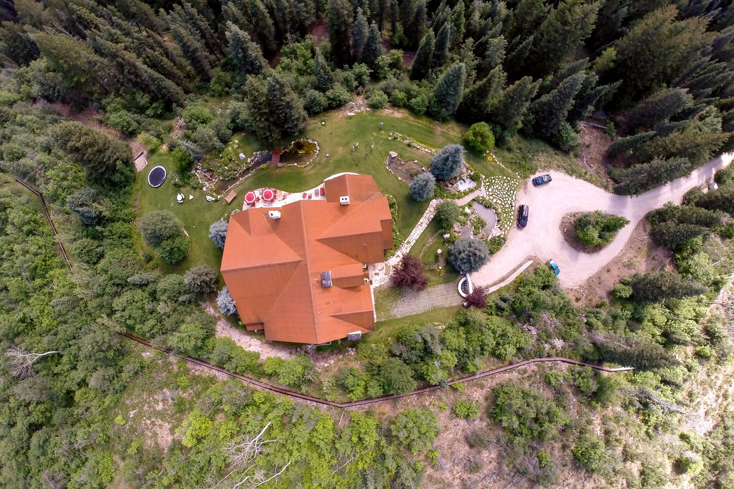 Enchanting and Unique Vacation Rental Nestled in the Wasatch Mountains by Lake Provo, Midway Utah