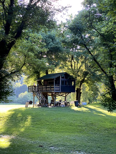 Tree Houses (United States of America, Alderson, West Virginia)