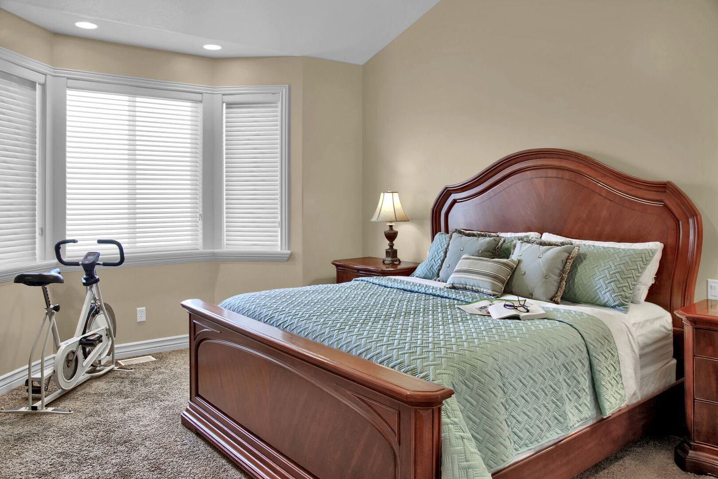 Stunning Fully-Equipped Vacation Rental with Sauna and Spectacular Views in Eden, Utah