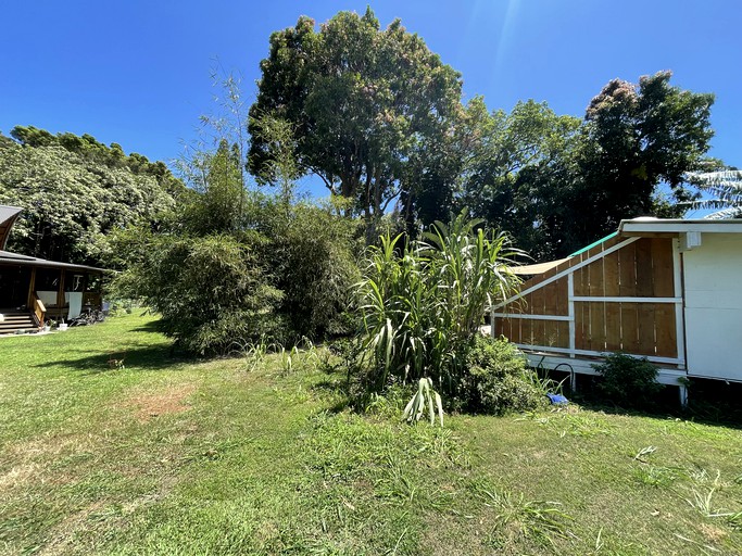 Yurts (United States of America, Kapaau, Hawaii)