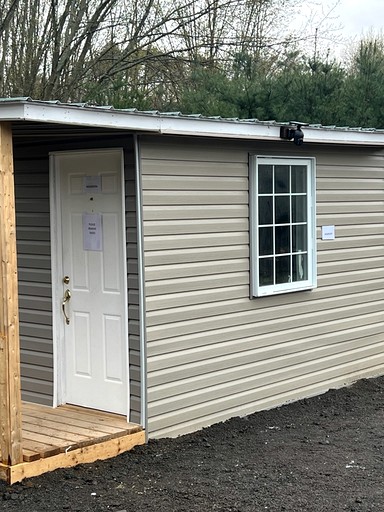 Cabins (Canada, Simcoe, Ontario)