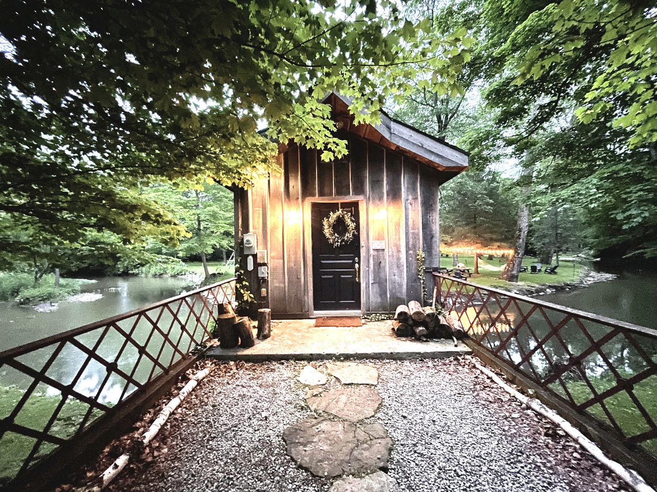 Unique Glamping in a Charming Bridge House on Blacklick Creek