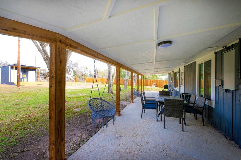 Guadalupe Love, Vacation Rentals 98716, New Braunfels, United States of