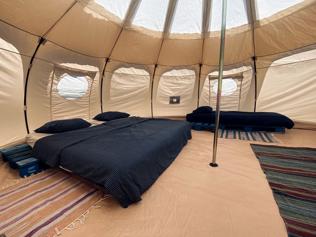 Bell Tent Getaway in Laranjeira, for Romantic Escapes in Portugal