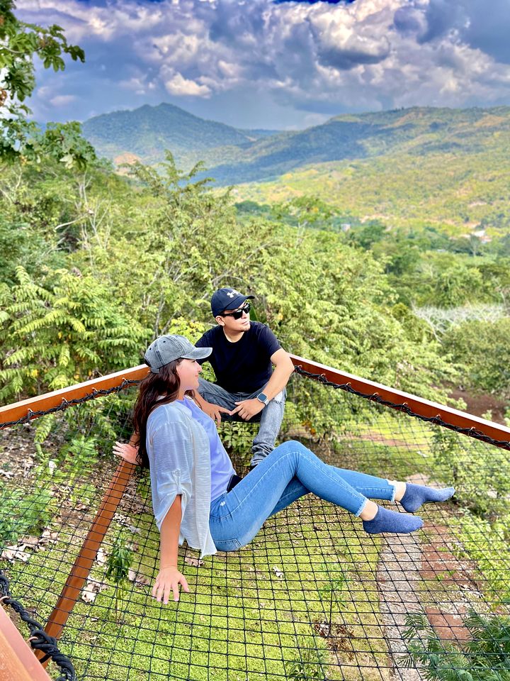 Fantastic Domes with Hot-Tub on the Deck and Spectacular Views in Perú