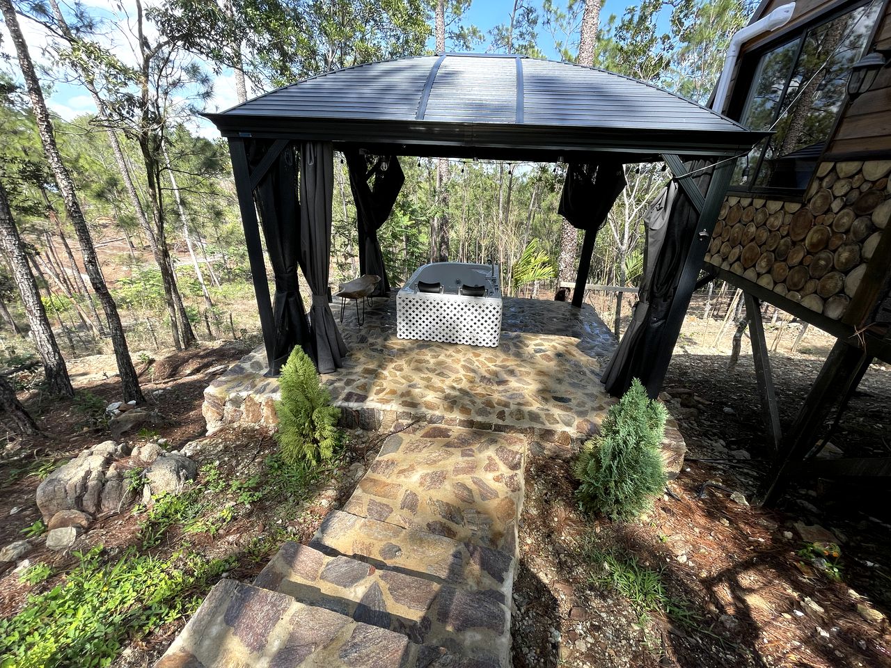 Idyllic Pods with Covered Jacuzzi Great for Couples in Dominican Republic