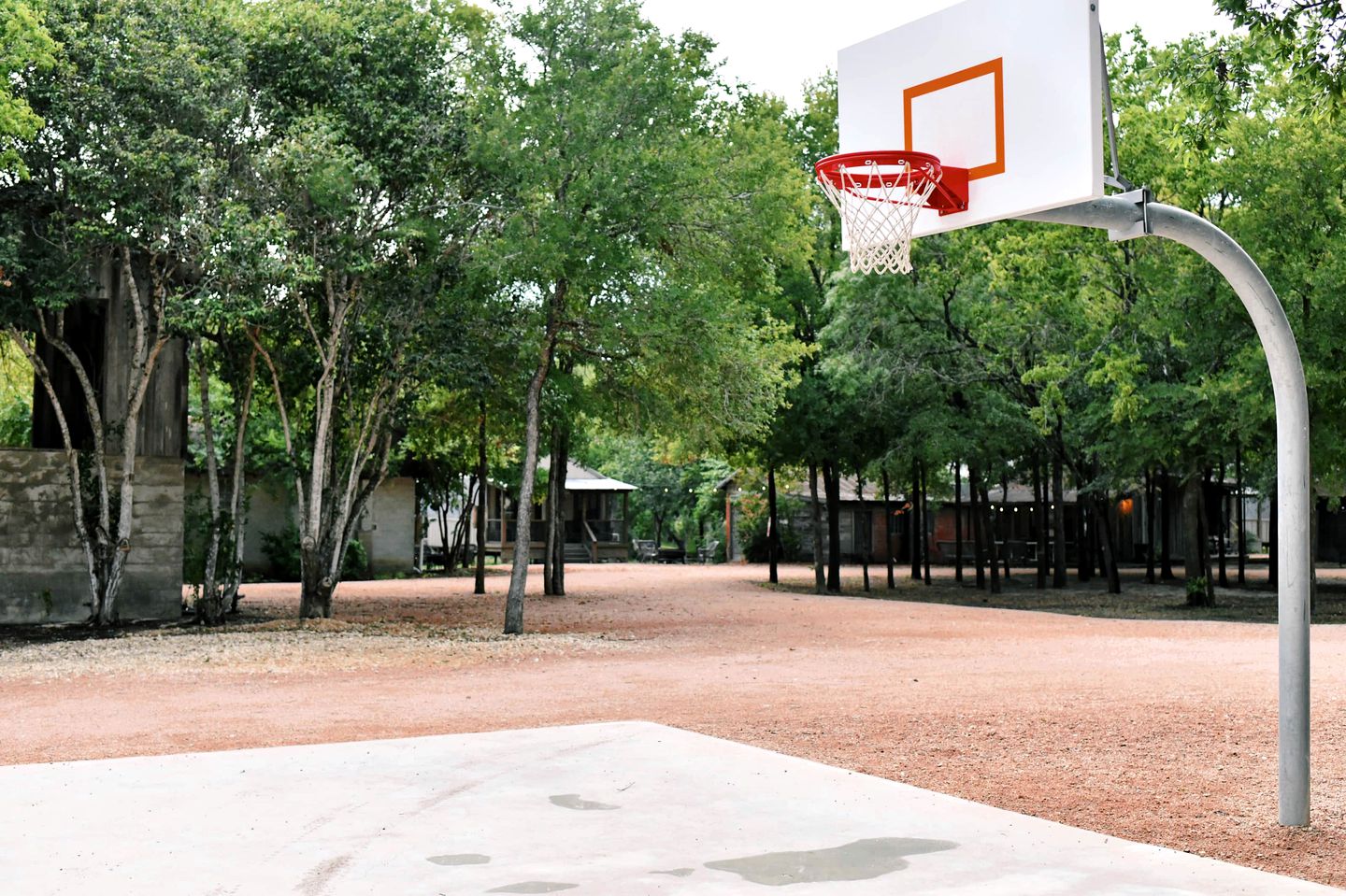 Beautiful Tented Cabin by a Creek - Ideal for a Fun Family Vacation in Seguin, Texas