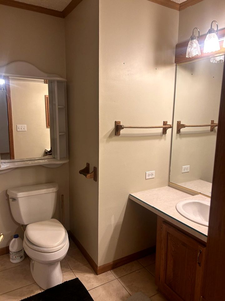 Large, Three Bedroom Cabin in Sturgis, South Dakota, Perfect for a Glamping Retreat to the Badlands