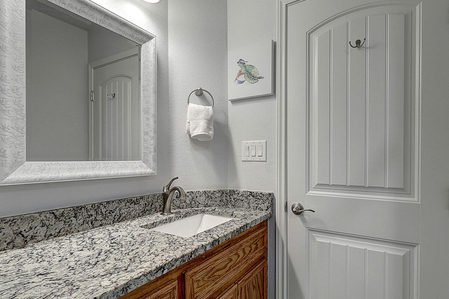 Delightful Seaside Cottage with Private Backyard in Rockport, Texas