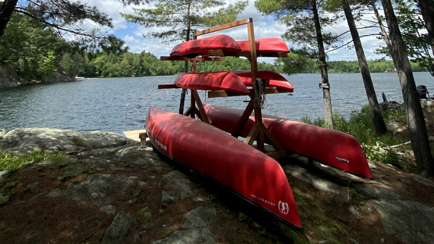 Private Cabin Located in a Wilderness Escape For Nature Enthusiasts on Long Lake, Portland Ontario
