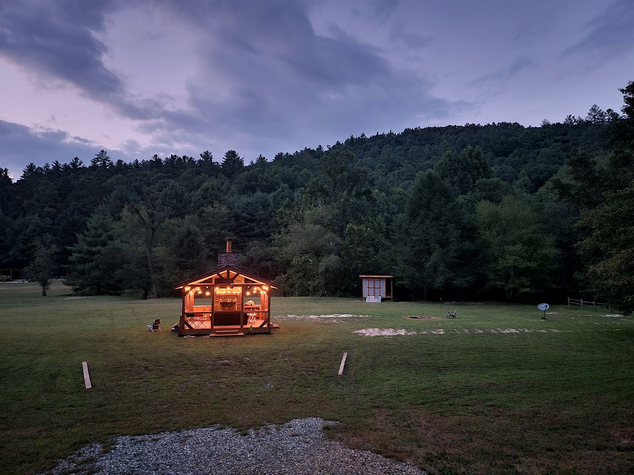 Cozy Cabin in the Blue Ridge Mountains, Perfect for a Weekend Escape from Atlanta