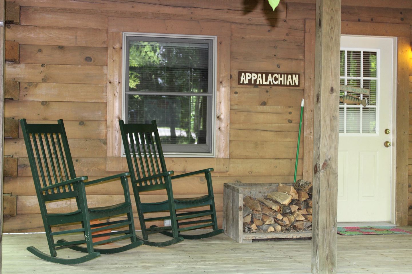 Pet-Friendly Cabin Rental in the Mountains near Beckley, West Virginia