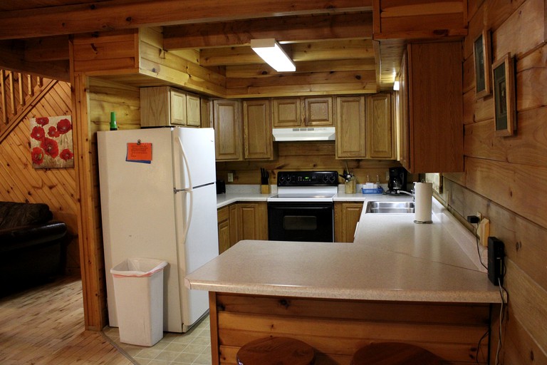 Cabins (Hico, West Virginia, United States)