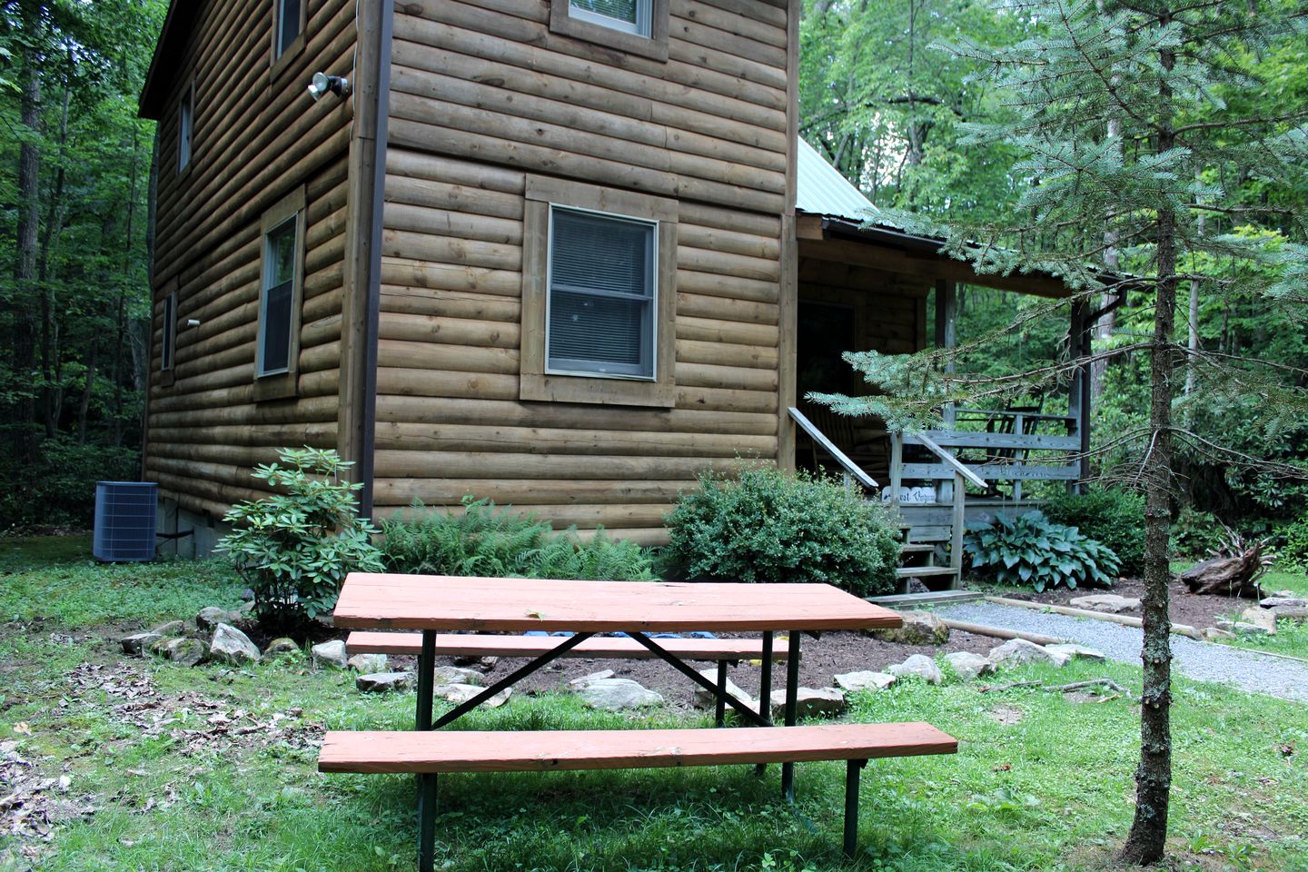 Charming Cabin Rental in the Forest near Beckley, West Virginia