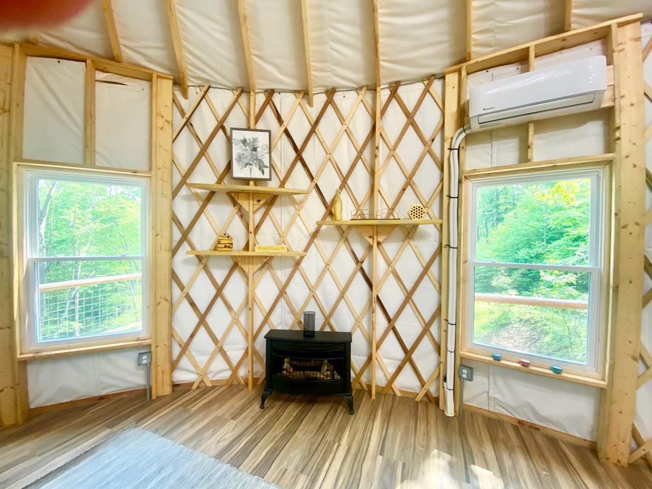 Delightful Lofted Yurt Beautifully Design with Jacuzzi and Private Deck in Virginia
