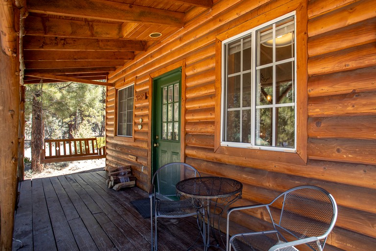 Cabins (Angelus Oaks, California, United States of America)