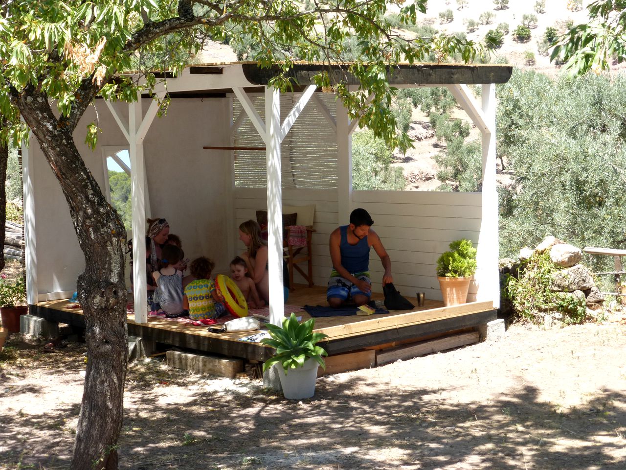 Cozy Hut Rental for a Peaceful Getaway to a Yoga Retreat in Ronda, Spain