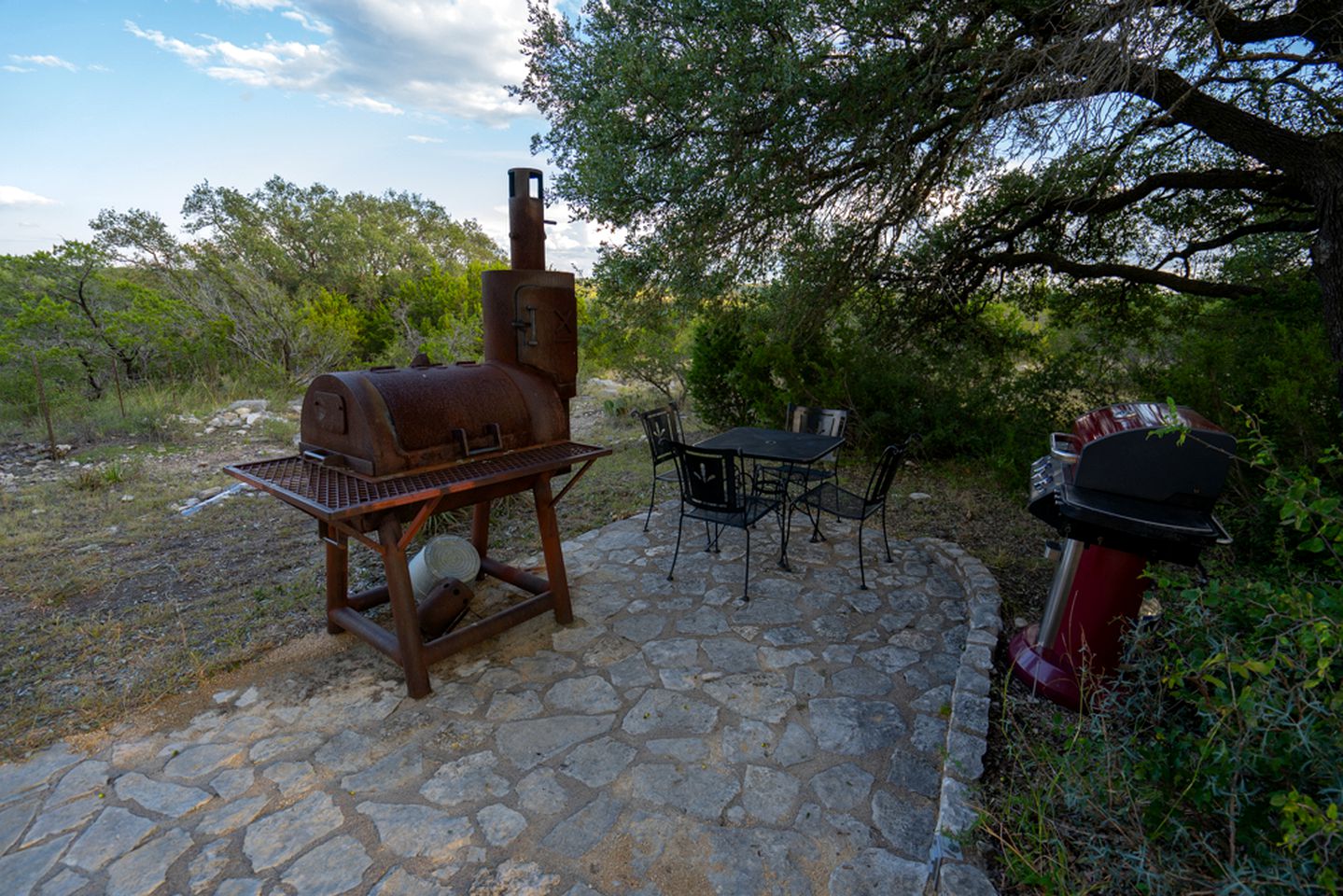 Unique 360-Degree Views of Texas Hill Country at Circular Stone Cottage Rental