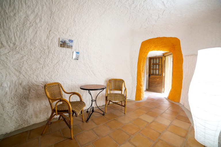 Caves (Spain, Valtierra, Navarre)