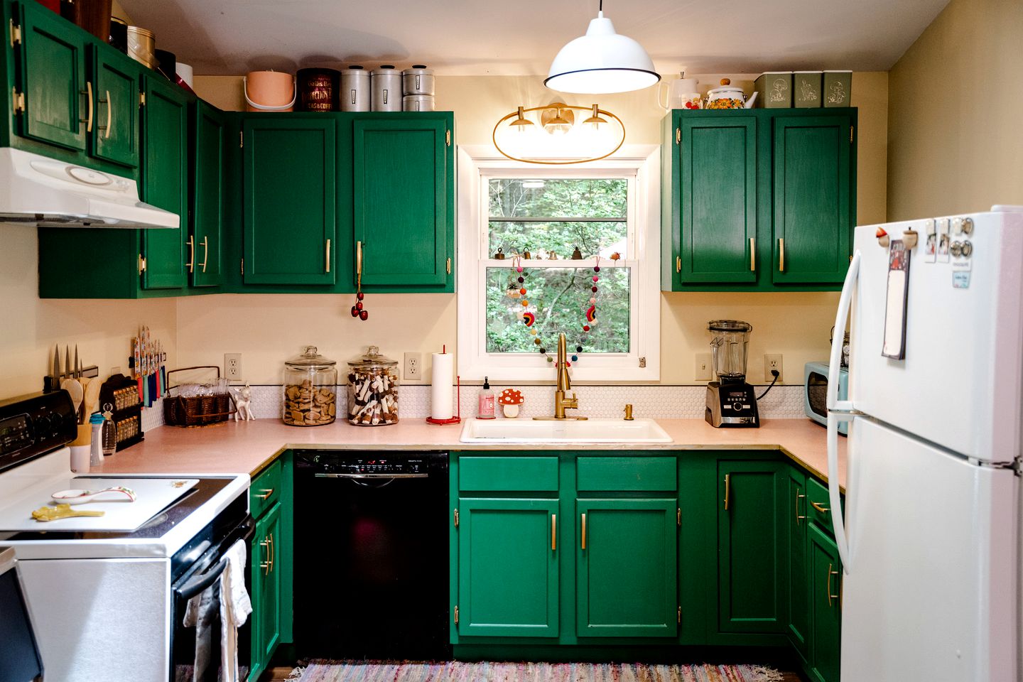 Unique Vacations at this Wonderful Vintage Caravan in Franklin, North Carolina