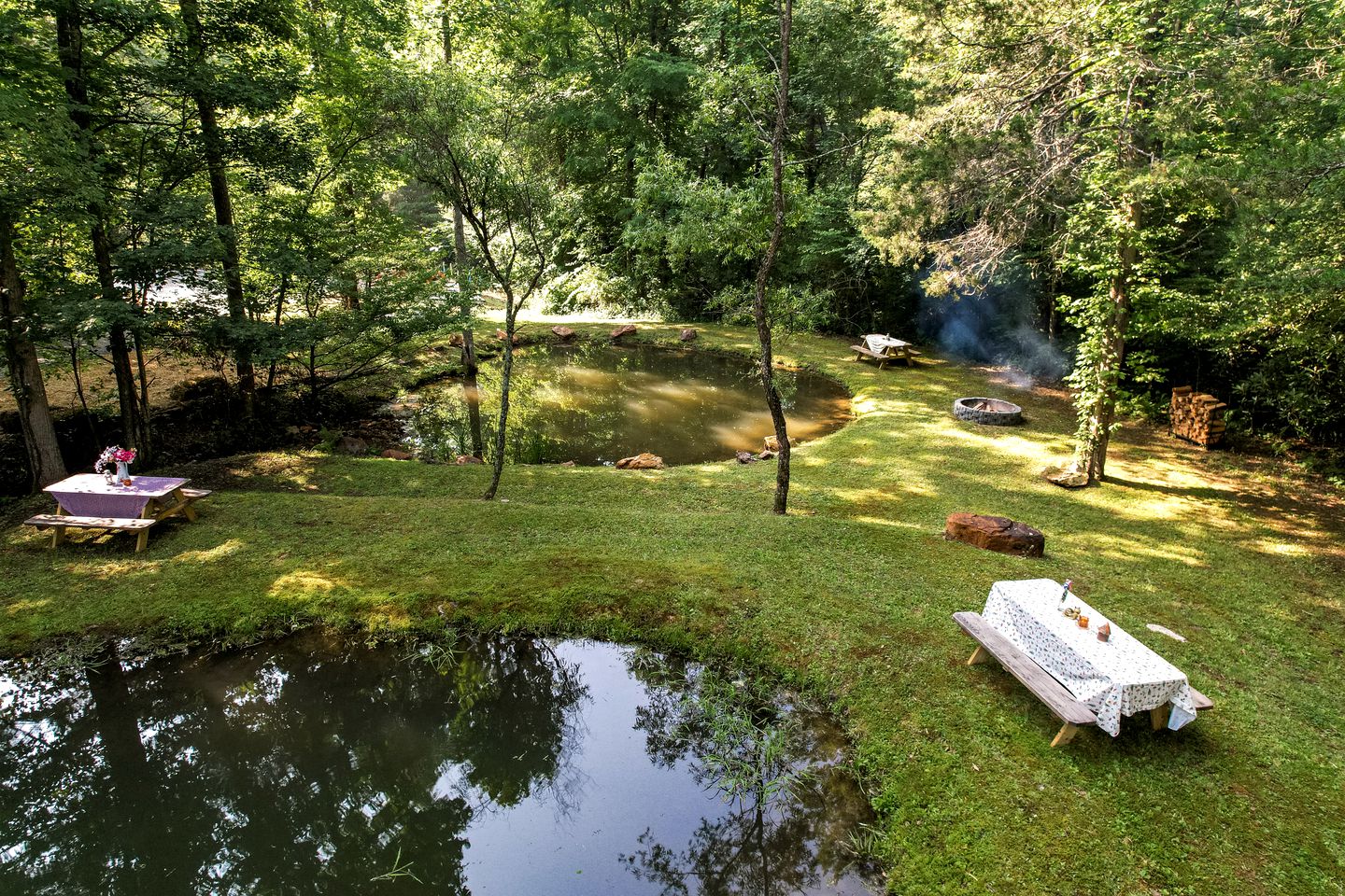 Unforgettable Glamping Caravan Rental in North Carolina for Intimate Weekends Away in Franklin