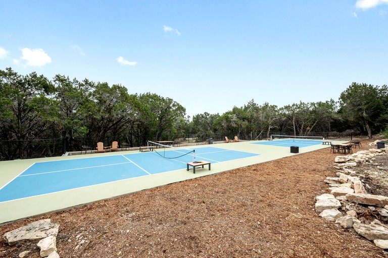 Yurts (United States of America, Wimberley, Texas)