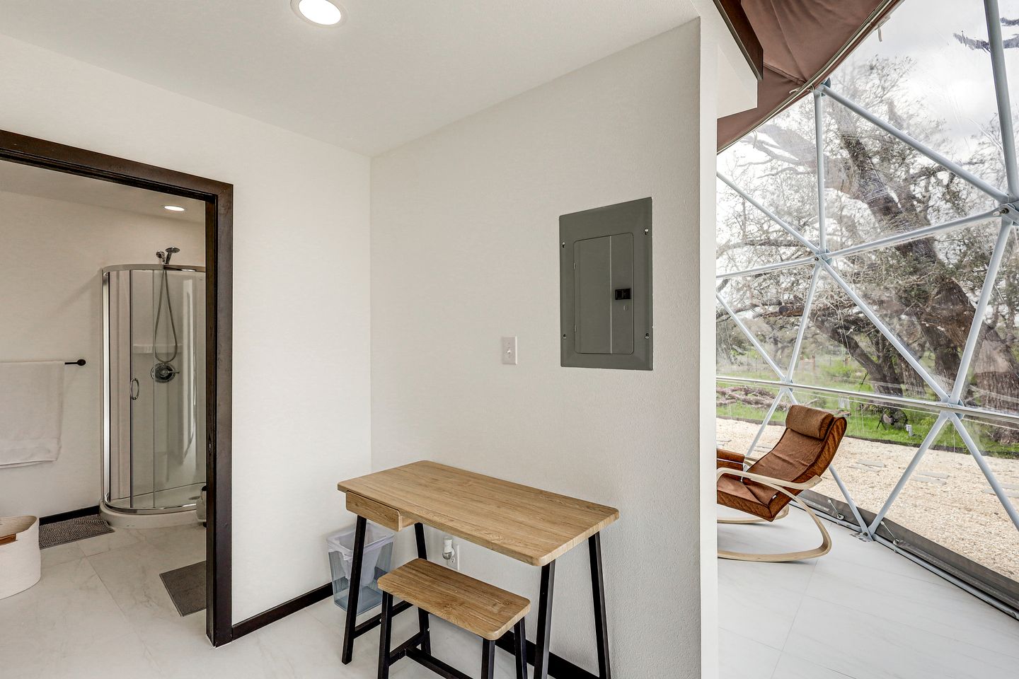 Amazing Glamping Getaway under the Stars: Luxurious Dome Rental in Lampasas, Texas