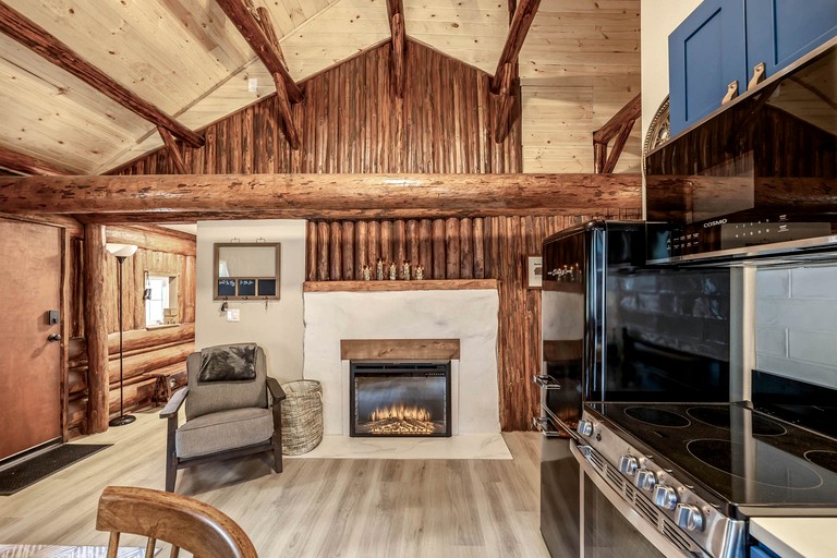 Cabins (United States of America, McKenzie Bridge, Oregon)