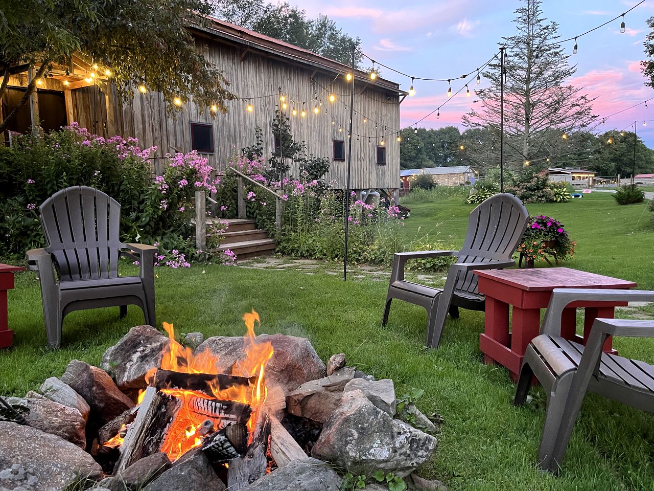 Charming Bell Tent Fantastic for a Cozy Glamping Experience in Turner, Maine