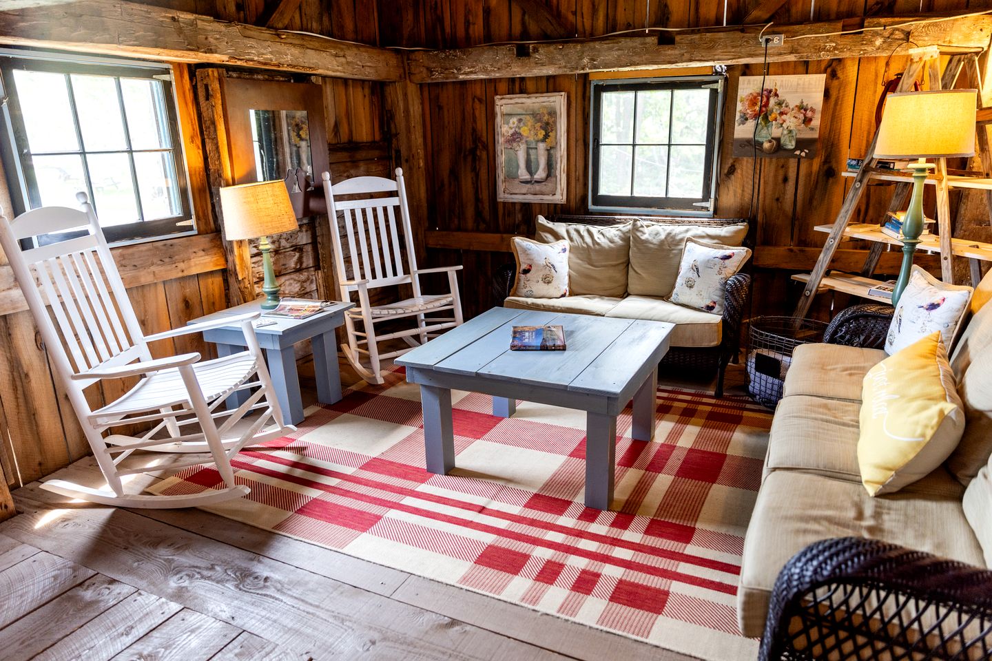 Lovely Quaint Cabins Amazing for Outdoor Activities and Create New Memories in Turner, Maine