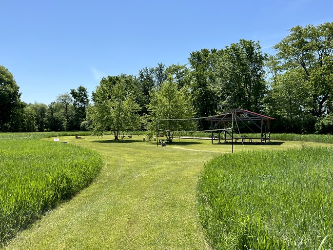 Cabins (United States of America, Turner, Maine)