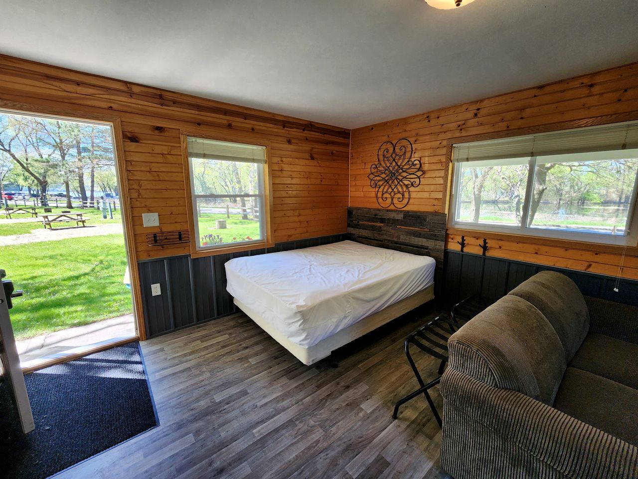 Pet-Friendly Cottage with Patio and BBQ in Trempealeau, Wisconsin