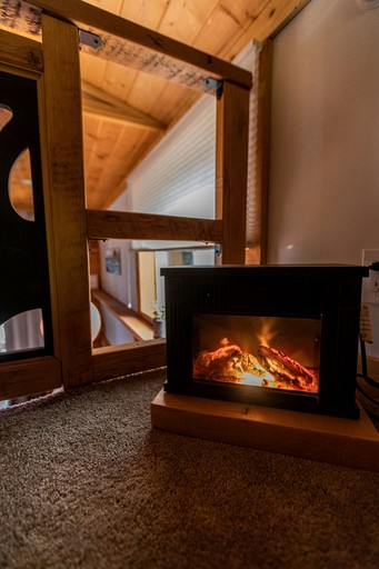 Tiny Houses (Canada, Madeira Park, British Columbia)